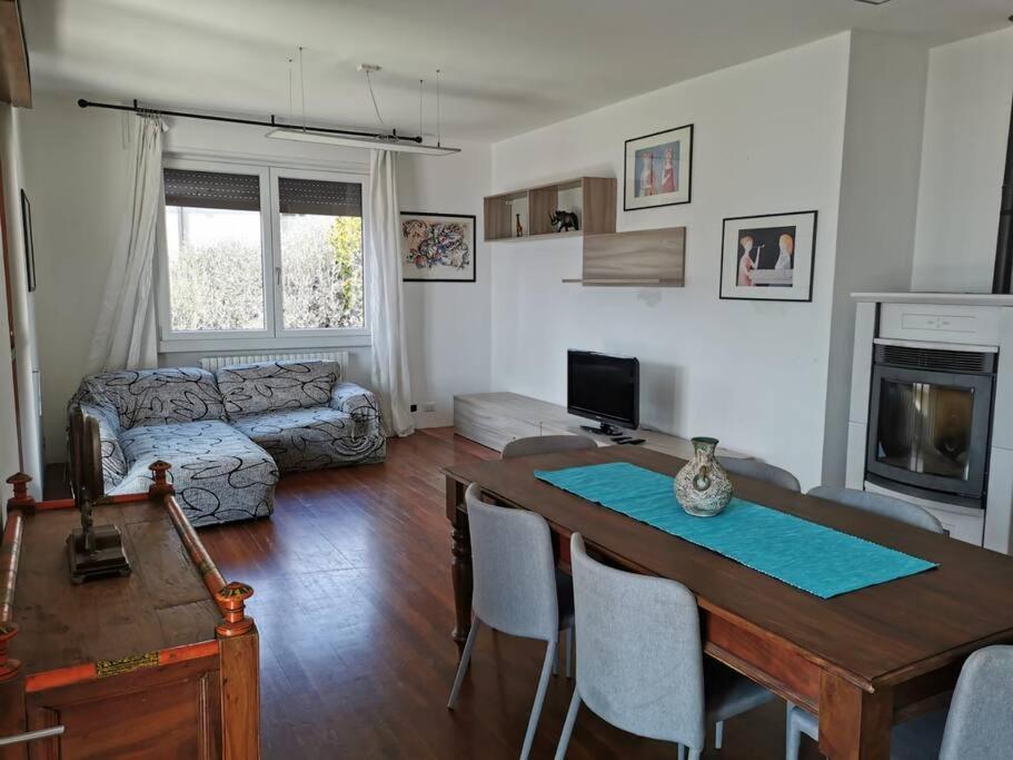 Patricia'S Apartment Riva di Solto Exteriér fotografie